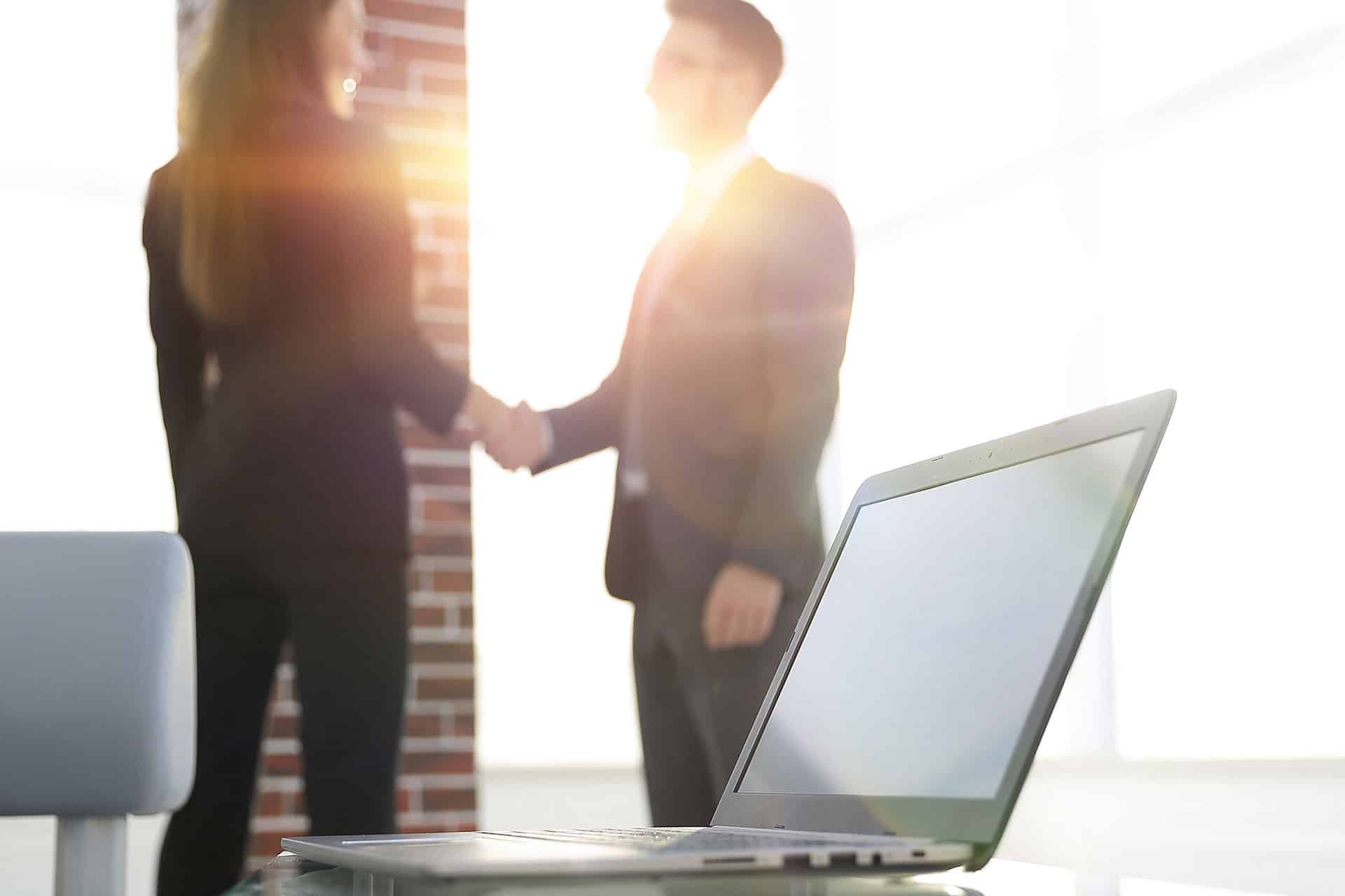 home_einzigartig_strategieplan_markenstrategie_werbestrategie_beziehungsweise_1920x12080